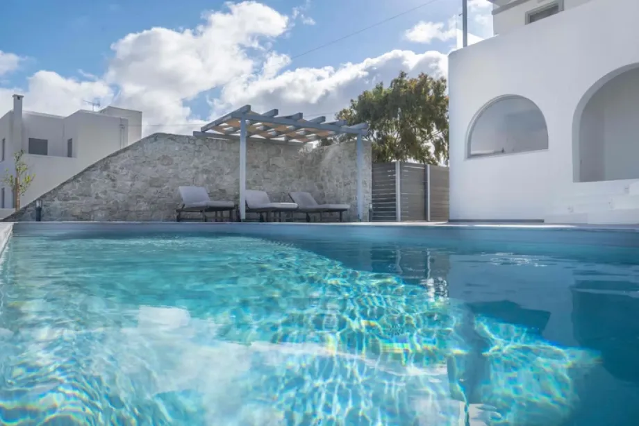 Naxos Infinity Villa pool